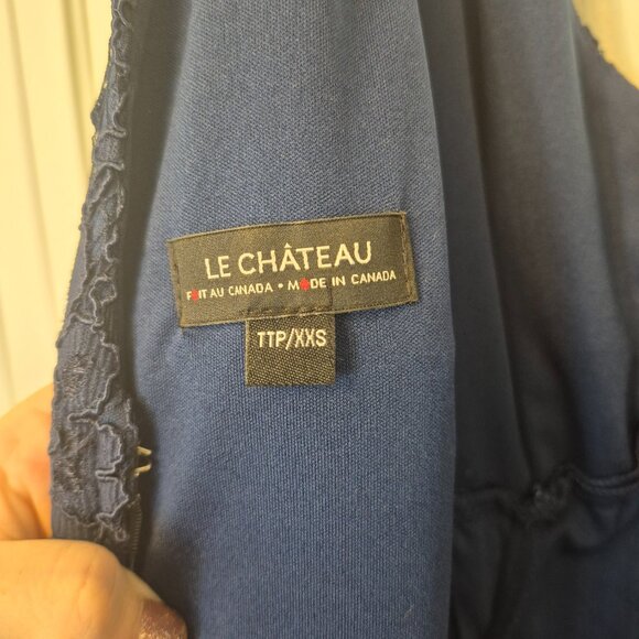 **STUNNING LACE* Le Chateau Special Event/Wedding/Grad Dresses - Picture 2 of 3